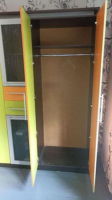Продаётся шкаф Кара-Балта. Цена договорная at lalafo.kg Продаётся шкаф Кара-Балта. Цена договорная