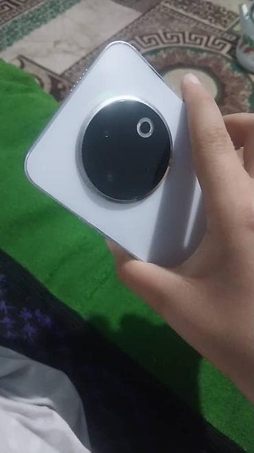 Tecno Spark, цвет - Белый at lalafo.kg Tecno Spark, цвет - Белый