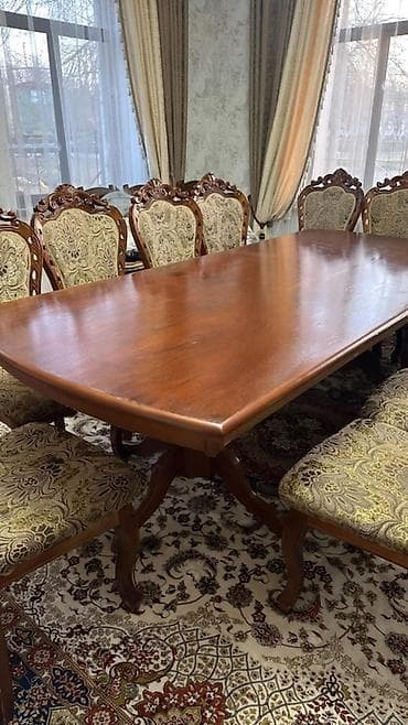 Стол и стул для зала, Б/у, цвет - Коричневый at lalafo.kg Стол и стул для зала, Б/у, цвет - Коричневый