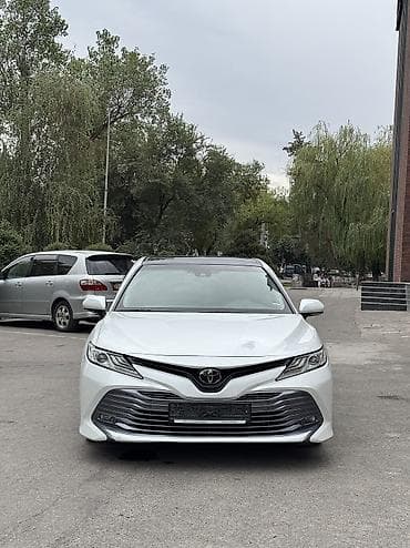 Toyota Camry: 2018 г., 2.5 л, Автомат, Бензин, Седан at lalafo.kg — 2 Toyota Camry: 2018 г., 2.5 л, Автомат, Бензин, Седан — 2