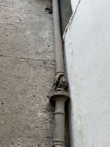 Карданный вал (промежуточный, двухопорный) для грузового/внедорожного at lalafo.kg Карданный вал (промежуточный, двухопорный) для грузового/внедорожного