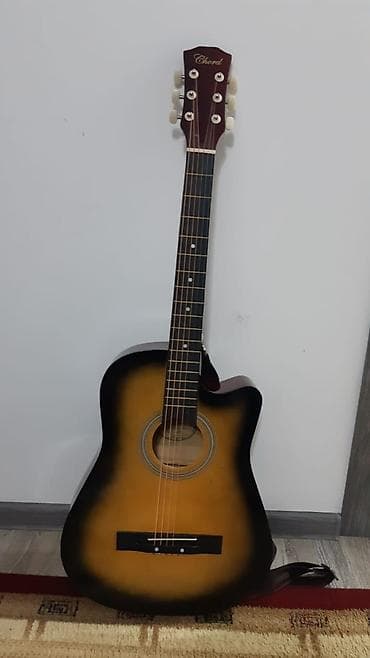 Продаётся классическая гитара, в идеальном состоянии, без трещин и at lalafo.kg Продаётся классическая гитара, в идеальном состоянии, без трещин и