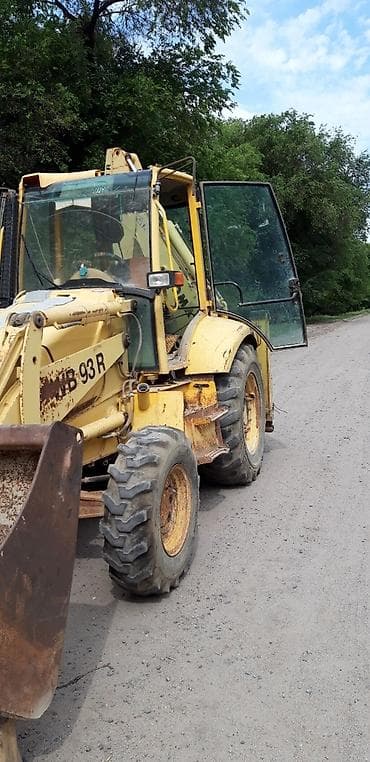 Экскаватор, 2000 г., Колесный at lalafo.kg Экскаватор, 2000 г., Колесный