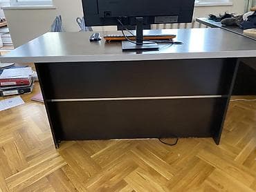 Офисный стол, Нерегулируемый, цвет - Коричневый, Прямоугольный at lalafo.kg Офисный стол, Нерегулируемый, цвет - Коричневый, Прямоугольный