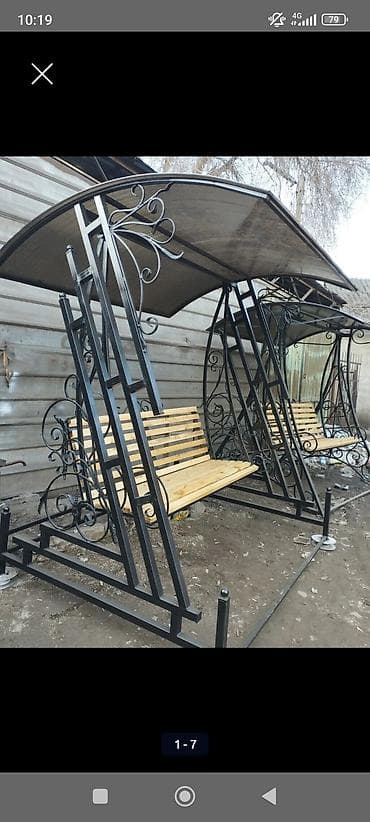 Садовые качели Металл, Со спинкой, С крышей at lalafo.kg Садовые качели Металл, Со спинкой, С крышей