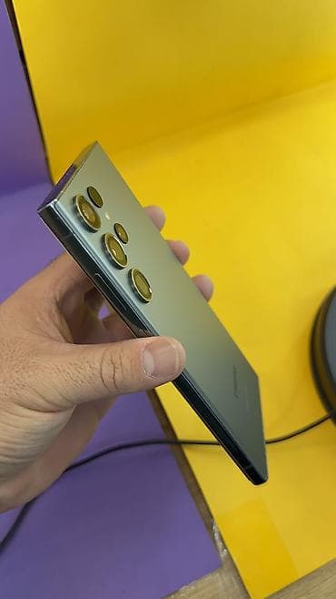 Samsung Galaxy S23 Ultra, Б/у, 512 ГБ, 2 SIM at lalafo.kg — 2 Samsung Galaxy S23 Ultra, Б/у, 512 ГБ, 2 SIM — 2