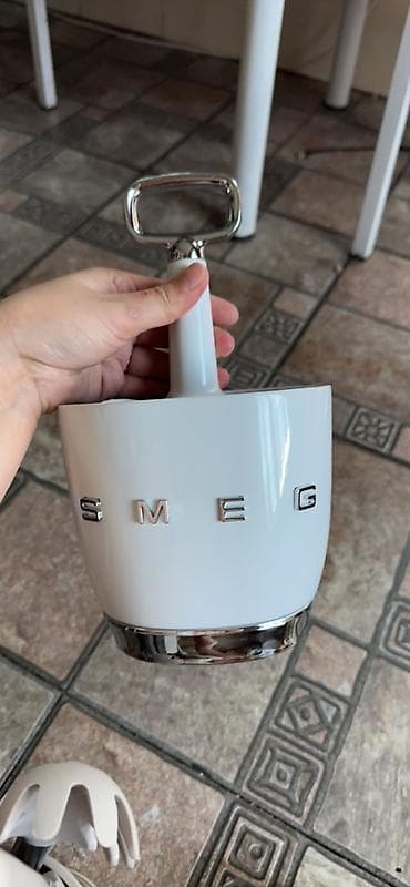 Подставка для ложек и вилок, от «Smeg» at lalafo.kg Подставка для ложек и вилок, от «Smeg»