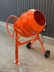 Сдам в аренду торцовка углорез кафелярез водяной ручной at lalafo.kg Сдам в аренду торцовка углорез кафелярез водяной ручной