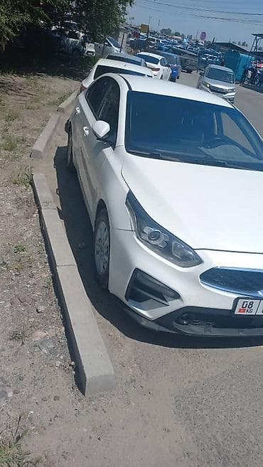Kia K3: 2018 г., Вариатор, Седан lalafo.kg да Kia K3: 2018 г., Вариатор, Седан