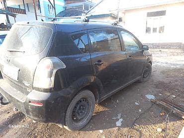 Toyota Corolla Verso: 2008 г., 2.2 л, Механика, Бензин, Минивэн at lalafo.kg — 1 Toyota Corolla Verso: 2008 г., 2.2 л, Механика, Бензин, Минивэн — 1