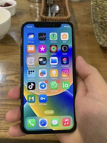 IPhone X, Б/у, 64 ГБ, Черный, 100 % at lalafo.kg IPhone X, Б/у, 64 ГБ, Черный, 100 %