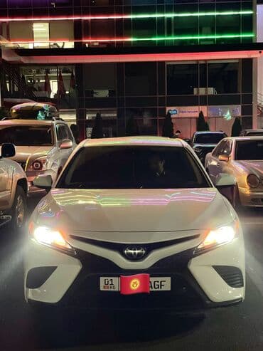 Toyota Camry: 2019 г., 2.5 л, Автомат, Бензин, Седан at lalafo.kg Toyota Camry: 2019 г., 2.5 л, Автомат, Бензин, Седан