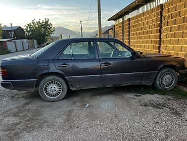 Mercedes-Benz W124: 1992 г., 2.2 л, Кол менен иштөөчү, Бензин, Седан lalafo.kg да Mercedes-Benz W124: 1992 г., 2.2 л, Кол менен иштөөчү, Бензин, Седан