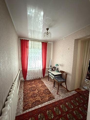 Продаю пол дома район Пишпек начало недалеко от Гагарина 3 комнаты at lalafo.kg Продаю пол дома район Пишпек начало недалеко от Гагарина 3 комнаты
