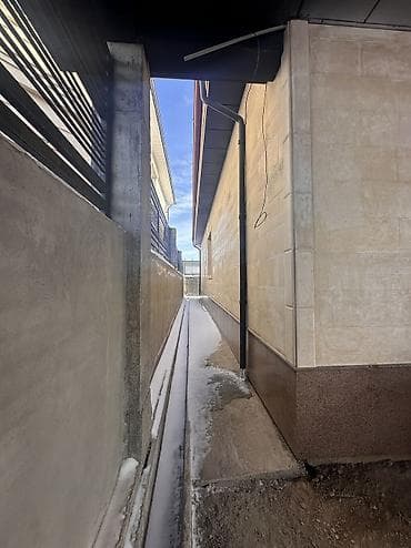 🏡 Продаётся дом в закрытом VIP-городке «Хикмет» 📍 с. Байтик — тишина lalafo.kg да — 9 🏡 Продаётся дом в закрытом VIP-городке «Хикмет» 📍 с. Байтик — тишина — 9