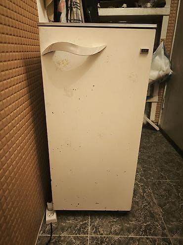 Холодильник Saratov, Б/у, Однокамерный, De frost (капельный), 48 * 105 * 50 at lalafo.kg Холодильник Saratov, Б/у, Однокамерный, De frost (капельный), 48 * 105 * 50