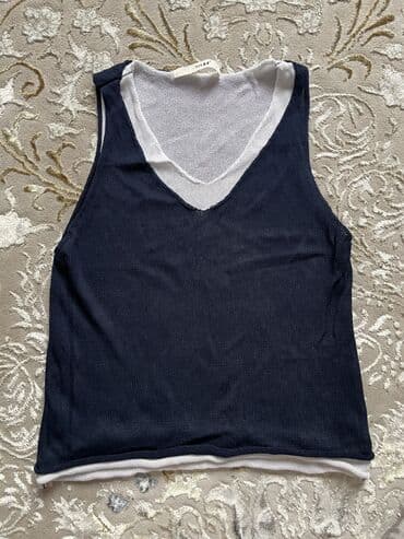 Dacia: Футболка, Классическая модель, Канада, Adidas, Трикотаж, Б/у, S at lalafo.kg — 4 Dacia: Футболка, Классическая модель, Канада, Adidas, Трикотаж, Б/у, S — 4