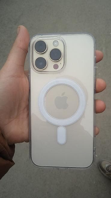 Прозрачный чехол с поддержкой MagSafe для iPhone (линейка с тройной at lalafo.kg Прозрачный чехол с поддержкой MagSafe для iPhone (линейка с тройной