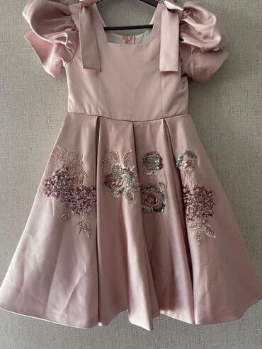 Детское платье, цвет - Розовый, Б/у at lalafo.kg Детское платье, цвет - Розовый, Б/у