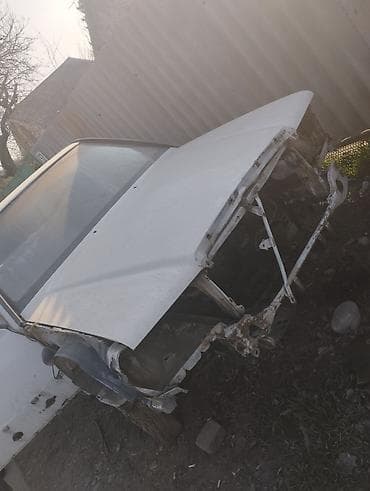 Все запчасти на,Мерс190 (седан, белый) под разбор/на запчасти at lalafo.kg Все запчасти на,Мерс190 (седан, белый) под разбор/на запчасти