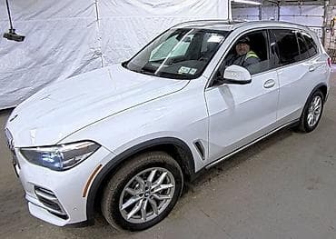 BMW X5: 2019 г., 3 л, Автомат, Бензин, Кроссовер at lalafo.kg BMW X5: 2019 г., 3 л, Автомат, Бензин, Кроссовер