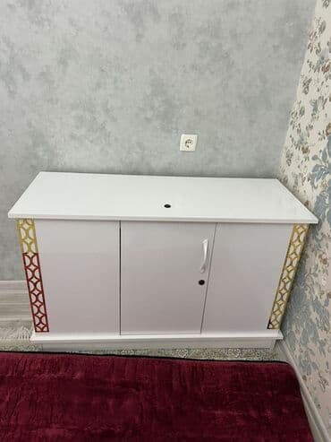 Тумба для вещей и одежды, Без зеркала, ЛДСП, цвет - Белый at lalafo.kg Тумба для вещей и одежды, Без зеркала, ЛДСП, цвет - Белый