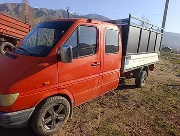 Легкий грузовик, Mercedes-Benz, 3 т, Б/у at lalafo.kg Легкий грузовик, Mercedes-Benz, 3 т, Б/у