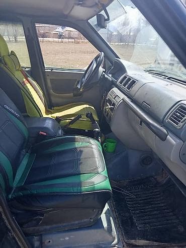 УАЗ Patriot: 2010 г., 2.7 л, Ручные, Внедорожник at lalafo.kg УАЗ Patriot: 2010 г., 2.7 л, Ручные, Внедорожник