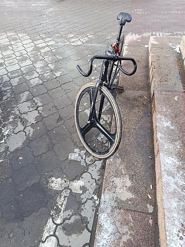 Трековый/фиксед велосипед с аэроколесом - Рама: алюминиевая at lalafo.kg Трековый/фиксед велосипед с аэроколесом - Рама: алюминиевая