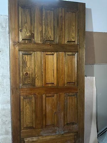 Металл сейф эшиктери: Деревянная межкомнатная дверь с панелями, выполненная из массива lalafo.kg да — 2 Металл сейф эшиктери: Деревянная межкомнатная дверь с панелями, выполненная из массива — 2