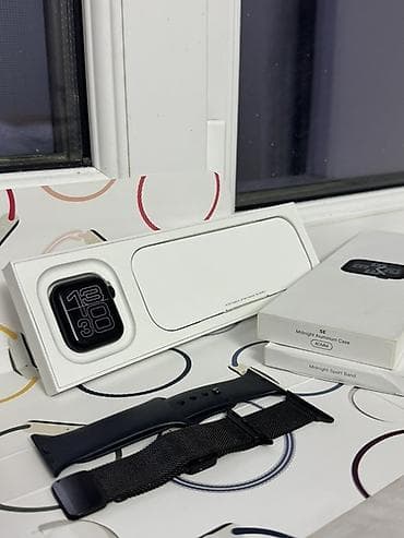 Apple Watch SE (2‑е поколение), 40 мм Цвет корпуса: Midnight at lalafo.kg Apple Watch SE (2‑е поколение), 40 мм Цвет корпуса: Midnight