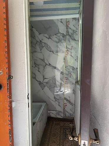 2комнат берилет 3 адамга. Туалет сыртта, Сандык-тор24 at lalafo.kg 2комнат берилет 3 адамга. Туалет сыртта, Сандык-тор24
