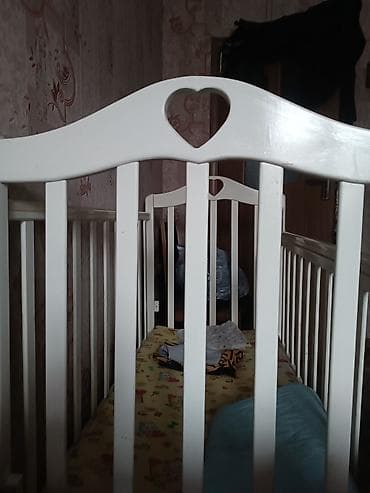 Детская кроватка- качался, классическая, цвет белый. Ребенок вырос и at lalafo.kg — 4 Детская кроватка- качался, классическая, цвет белый. Ребенок вырос и — 4