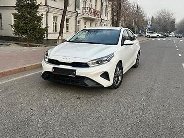 Kia K3: 2021 г., 1.6 л, Типтроник, Бензин, Седан at lalafo.kg Kia K3: 2021 г., 1.6 л, Типтроник, Бензин, Седан