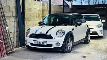 Honda Fit: 2010 г., 1.6 л, Механика, Бензин, Купе at lalafo.kg Honda Fit: 2010 г., 1.6 л, Механика, Бензин, Купе