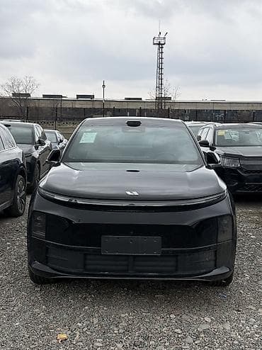 Lixiang L6: 2025 г., 1.5 л, Гибрид, Кроссовер at lalafo.kg Lixiang L6: 2025 г., 1.5 л, Гибрид, Кроссовер