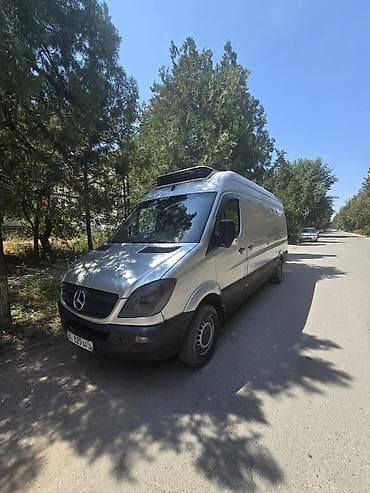 Продаю СРОЧНО!!! Mercedes-Benz Sprinter (длинная база, высокий at lalafo.kg Продаю СРОЧНО!!! Mercedes-Benz Sprinter (длинная база, высокий