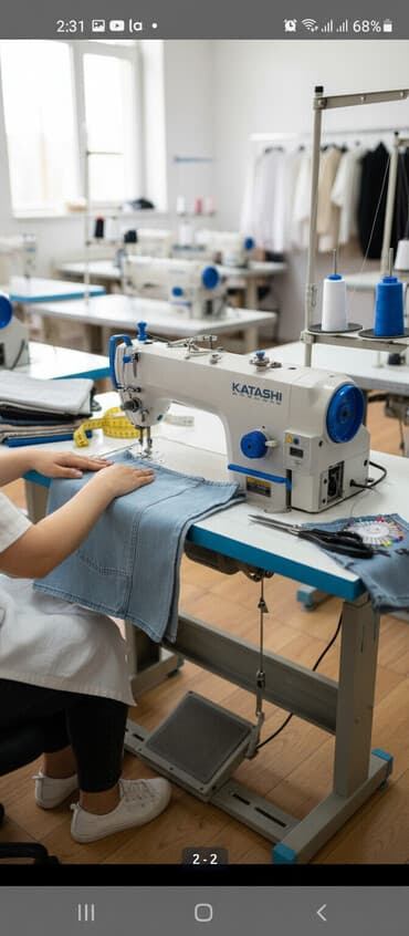 Швейная машина Полуавтомат at lalafo.kg Швейная машина Полуавтомат