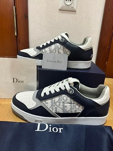 Мужские кроссовки, 41, Dior, Новый, цвет - Белый, Самовывоз at lalafo.kg Мужские кроссовки, 41, Dior, Новый, цвет - Белый, Самовывоз