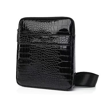 ПРОДАЮ БАРСЕТКУ КОПИЯ БУТУН Брал за 2к Продаю за 1500 сом Одевал at lalafo.kg ПРОДАЮ БАРСЕТКУ КОПИЯ БУТУН Брал за 2к Продаю за 1500 сом Одевал