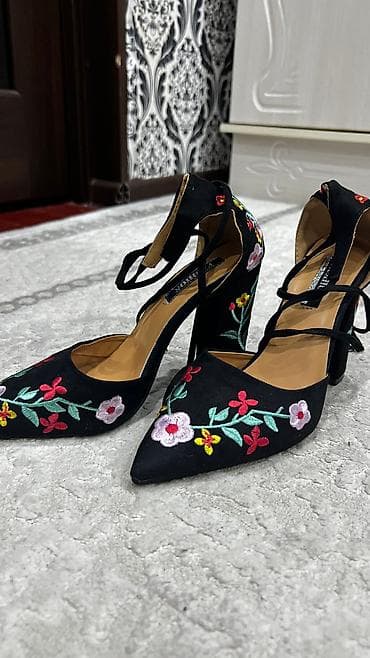 Туфли, 38, Fashion, Новый, цвет - Черный, Самовывоз at lalafo.kg Туфли, 38, Fashion, Новый, цвет - Черный, Самовывоз