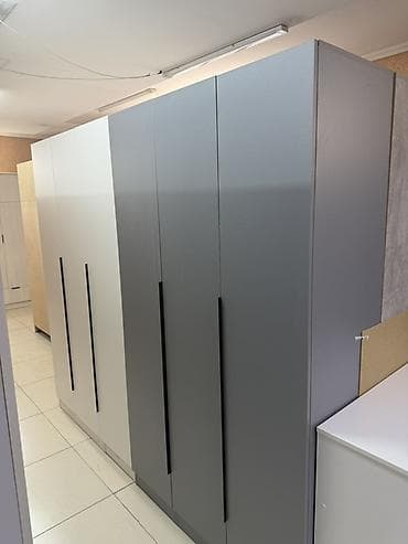 Шифоньер, шкаф для одежды, Прямой, ЛДСП at lalafo.kg Шифоньер, шкаф для одежды, Прямой, ЛДСП