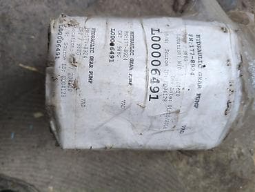 Caterpillar 177-8924 Гидравлический шестерёнчатый насос - Тип at lalafo.kg Caterpillar 177-8924 Гидравлический шестерёнчатый насос - Тип