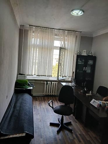Киевская Советская Сдается офис Площадь: 25м2 2 комнаты Этаж: 4 С at lalafo.kg Киевская Советская Сдается офис Площадь: 25м2 2 комнаты Этаж: 4 С
