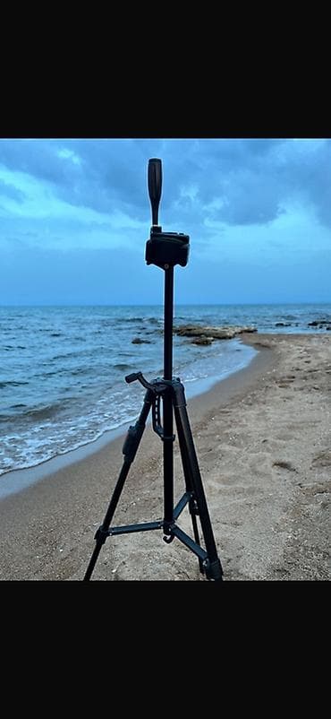 Универсальный штатив для фото- и видеосъёмки - Конструкция at lalafo.kg Универсальный штатив для фото- и видеосъёмки - Конструкция