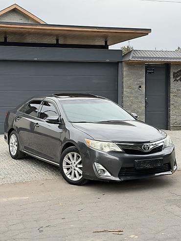 Toyota Camry: 2012 г., 2.5 л, Автомат, Бензин, Седан lalafo.kg да Toyota Camry: 2012 г., 2.5 л, Автомат, Бензин, Седан