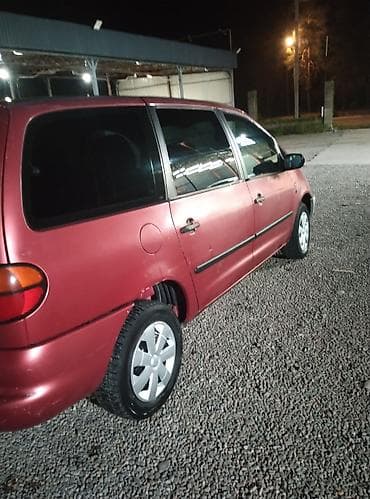 Volkswagen Sharan: 1998 г., 2 л, Ручные, Бензин, Минивэн at lalafo.kg Volkswagen Sharan: 1998 г., 2 л, Ручные, Бензин, Минивэн