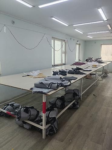 Требуется заказчик в цех | Верхняя одежда at lalafo.kg Требуется заказчик в цех | Верхняя одежда