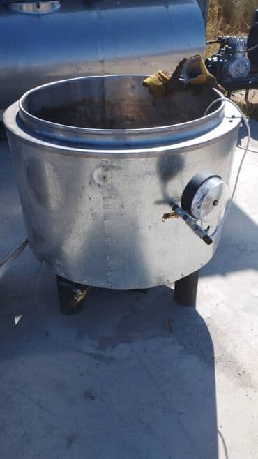 Молочное оборудование Парогенераторы, 160-250 литровые котлы at lalafo.kg Молочное оборудование Парогенераторы, 160-250 литровые котлы