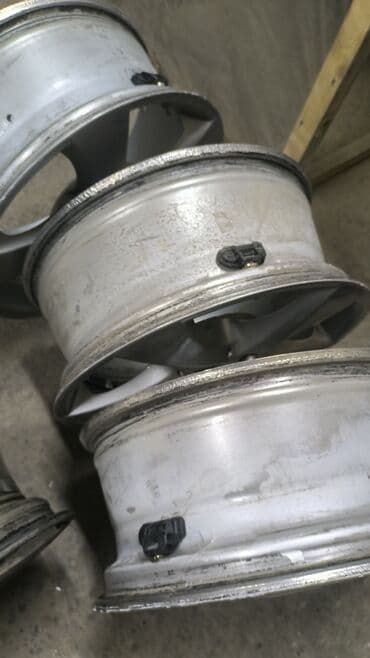 Датчик давления в шинах Mercedes-Benz Новый, Оригинал, Германия at lalafo.kg Датчик давления в шинах Mercedes-Benz Новый, Оригинал, Германия